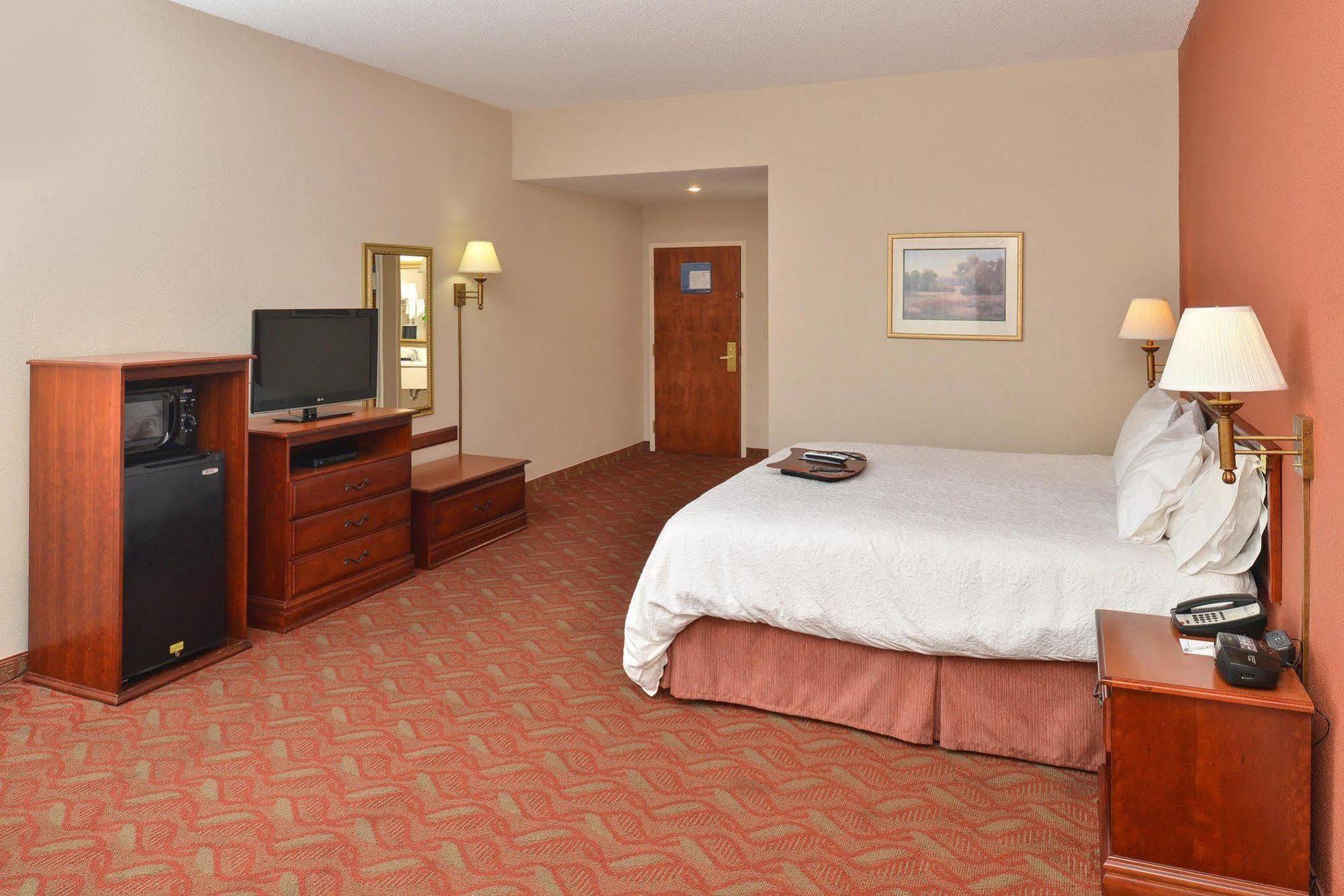 Hampton Inn Selma Bagian luar foto